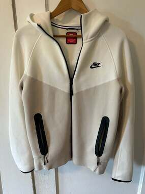Nike Tech Fleece Full-Zip Hoodie Size S